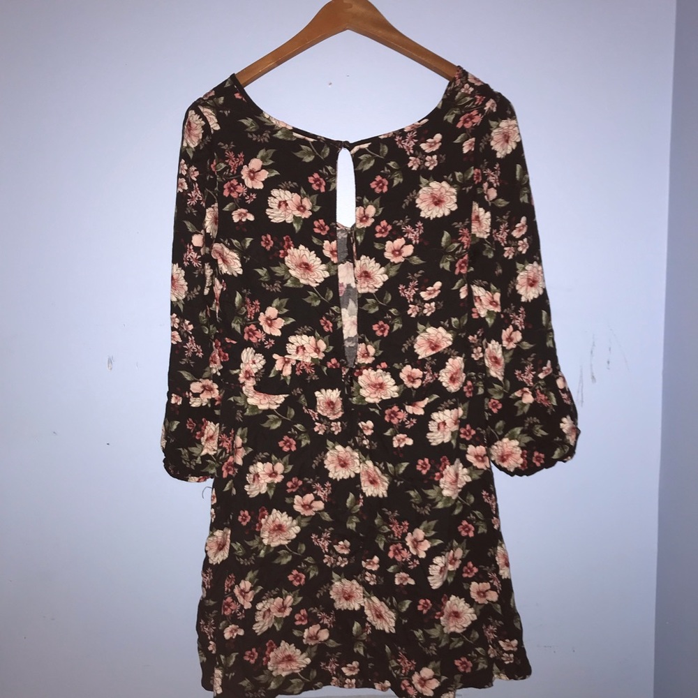 AE DRESS 🏵 - Picture 3 of 5